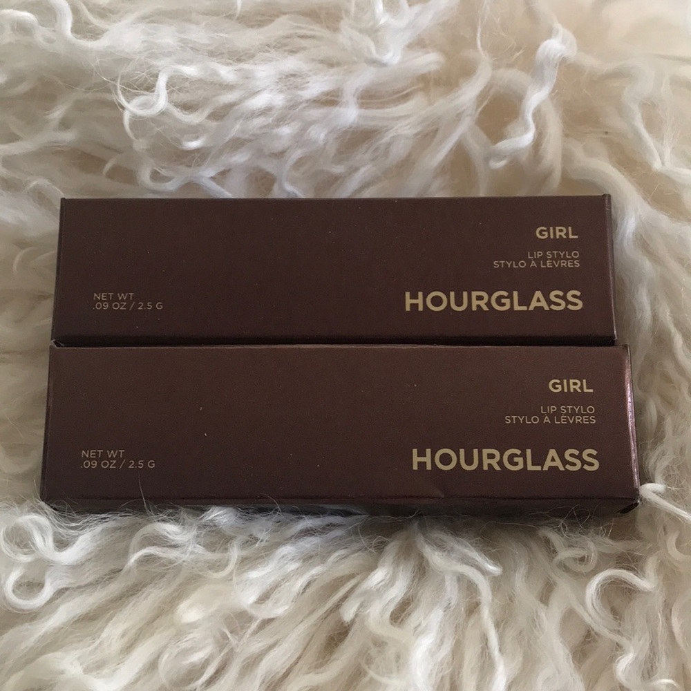 Hourglass Girl Lip Stylo